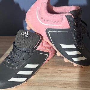 Adidas girl soccer cleats